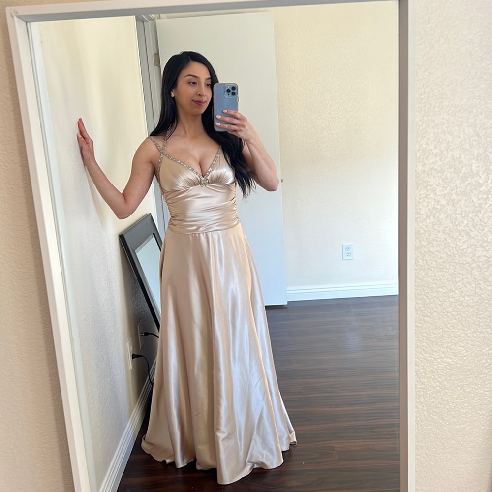 Champagne Prom Dress!